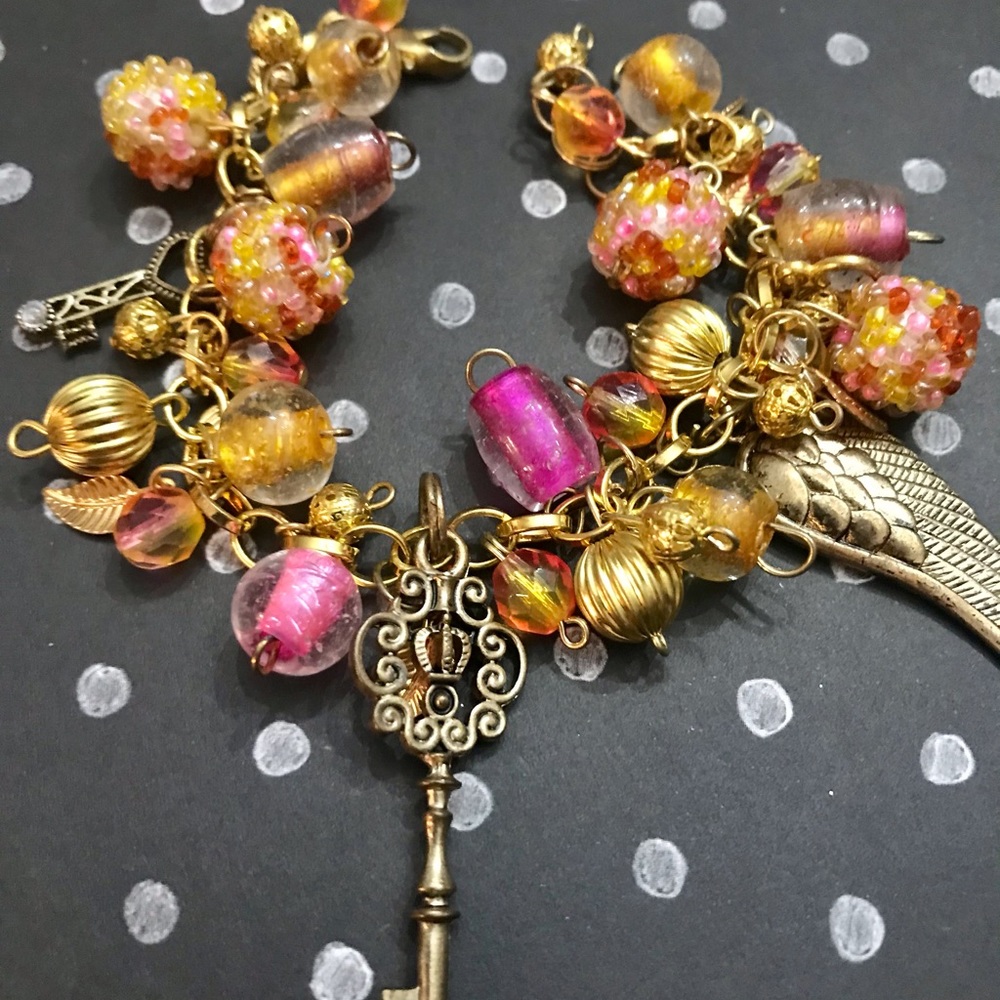 Handmade Vintage Style Key~beaded charm bracelet~